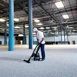 commercial carpet cleaning in large business warehouse