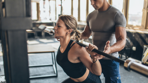 woman with personal trainer in irvine